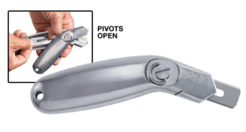 Pivoting Carpet Knife